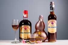 rượu sim rung Hải Phong.jpg